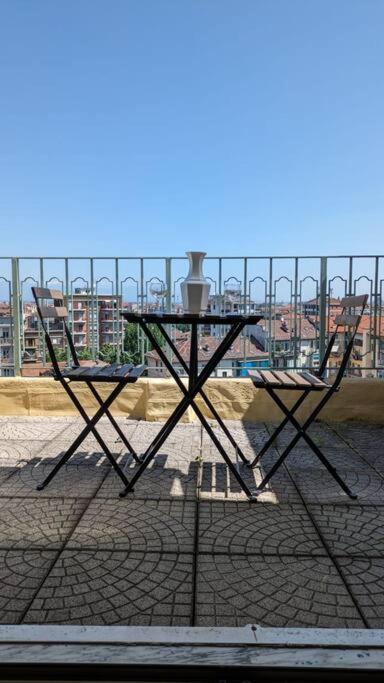 Amazing Apartment With View Near Metro トリノ エクステリア 写真